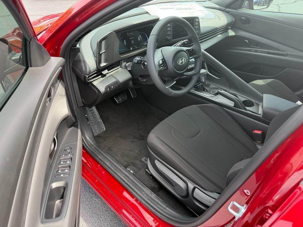 new 2025 Hyundai Elantra car, priced at $23,524