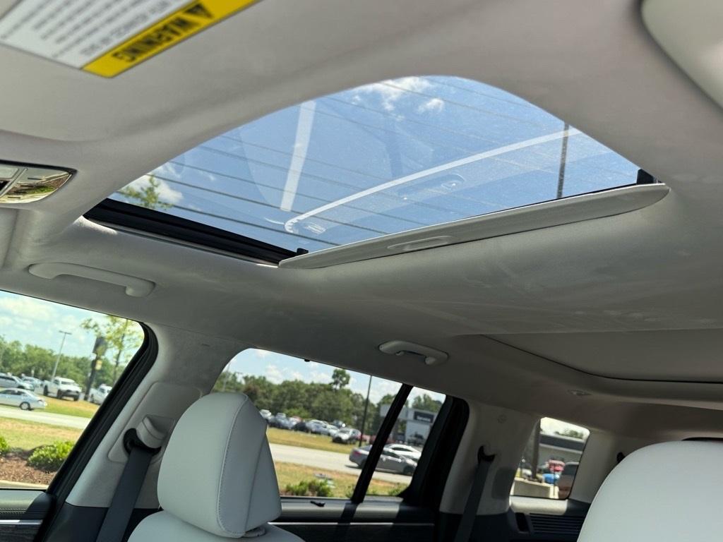new 2025 Hyundai Santa Fe car, priced at $48,232