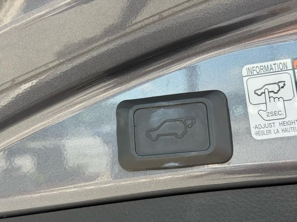 used 2018 Toyota RAV4 Hybrid car, priced at $13,998