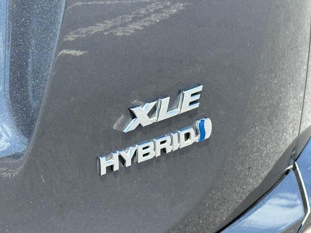 used 2018 Toyota RAV4 Hybrid car, priced at $13,998