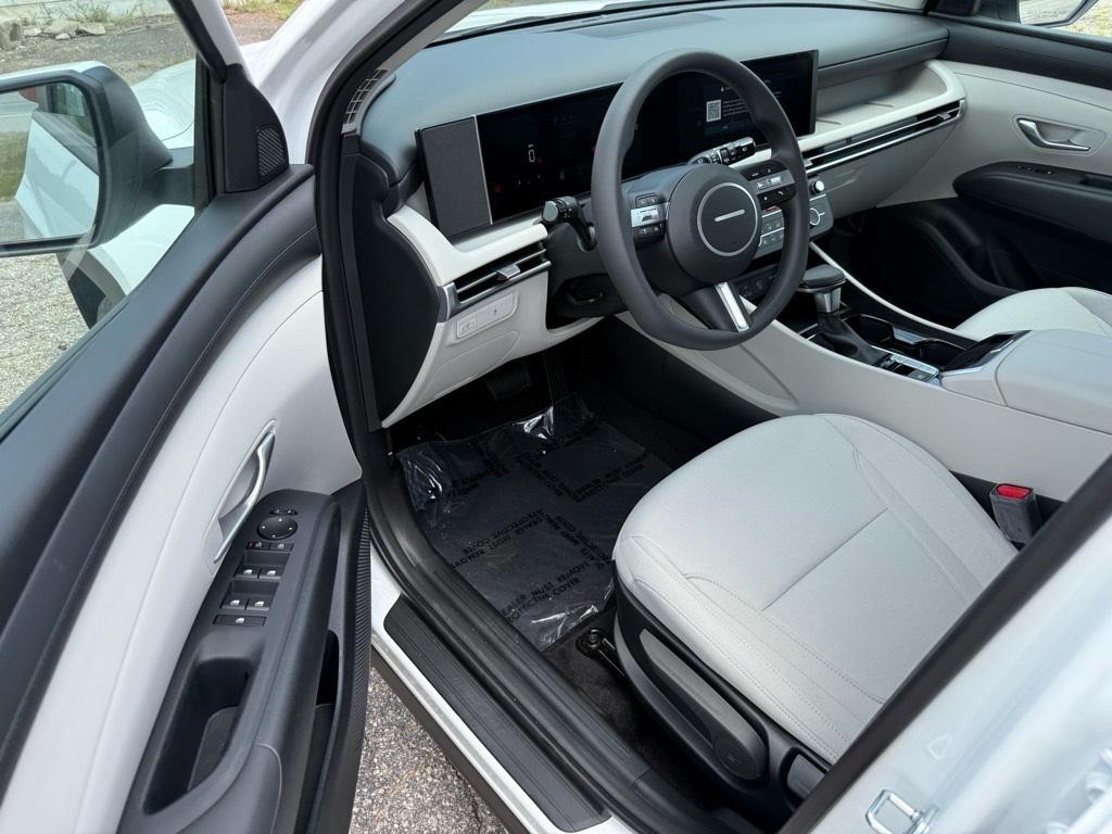 new 2025 Hyundai Tucson car, priced at $29,855