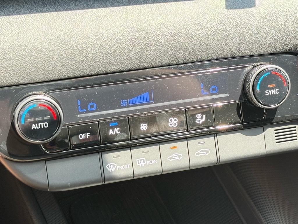 new 2025 Hyundai Elantra car, priced at $23,155