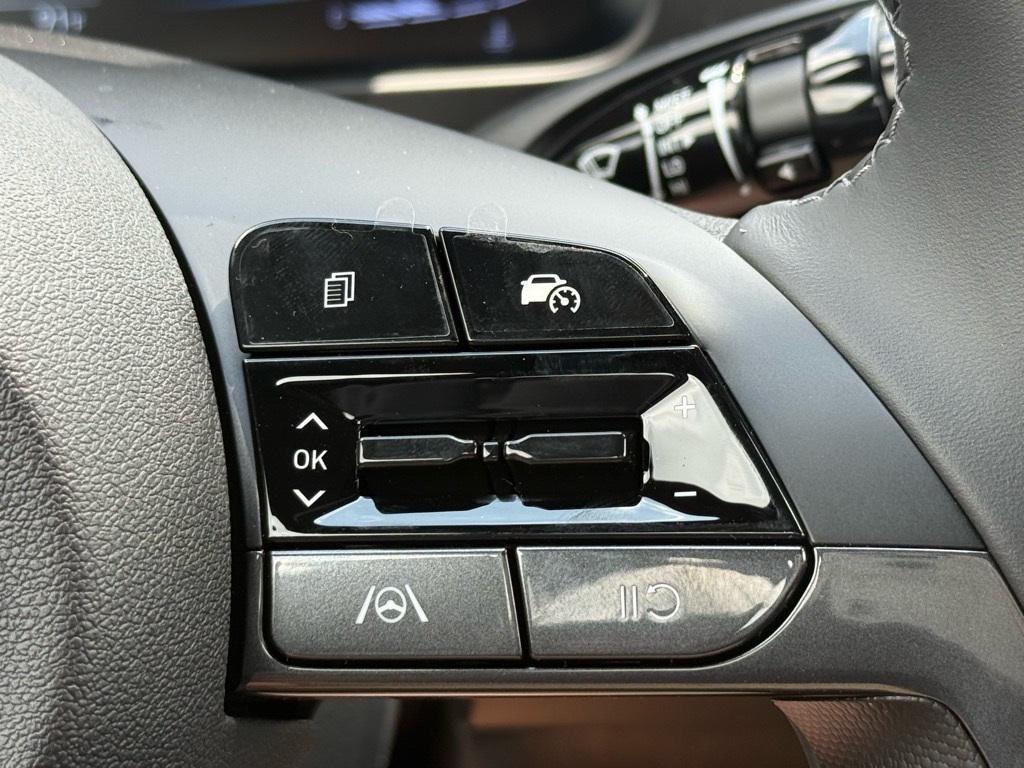 new 2025 Hyundai Elantra car, priced at $23,155