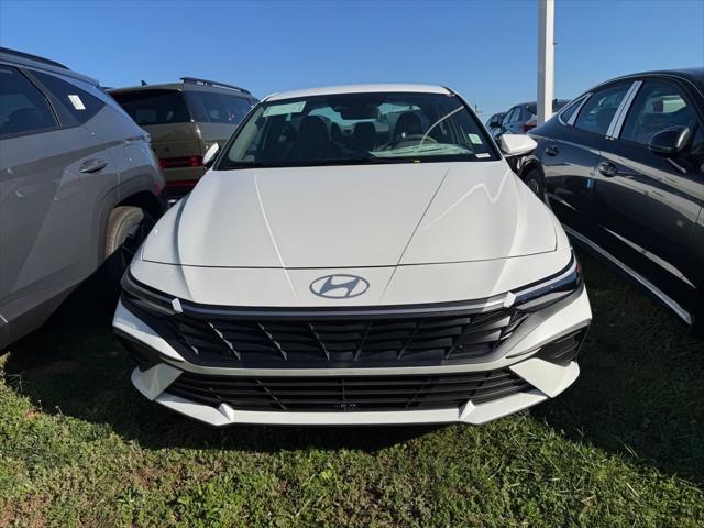 new 2025 Hyundai Elantra car, priced at $23,905