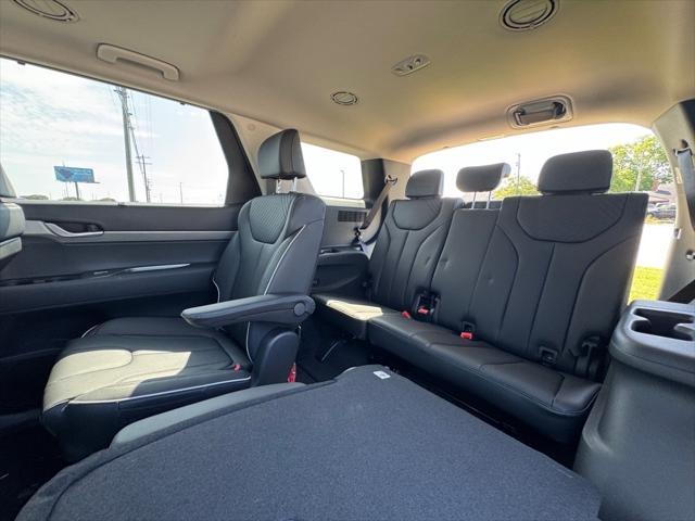 new 2025 Hyundai Palisade car, priced at $43,945