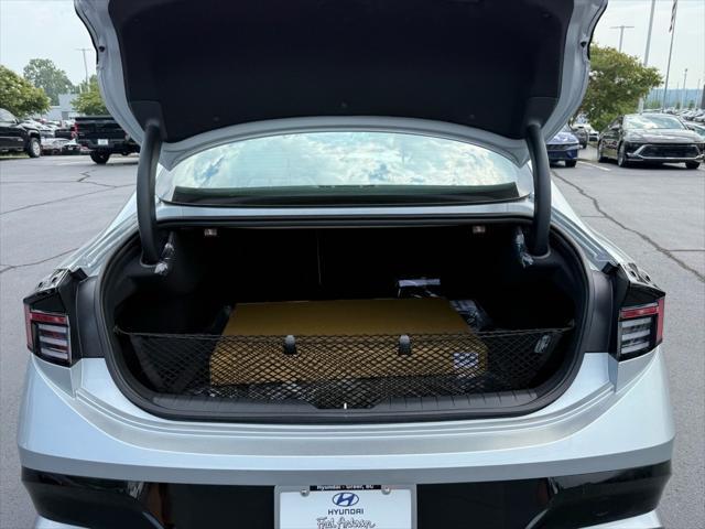 new 2025 Hyundai Sonata Hybrid car, priced at $32,282
