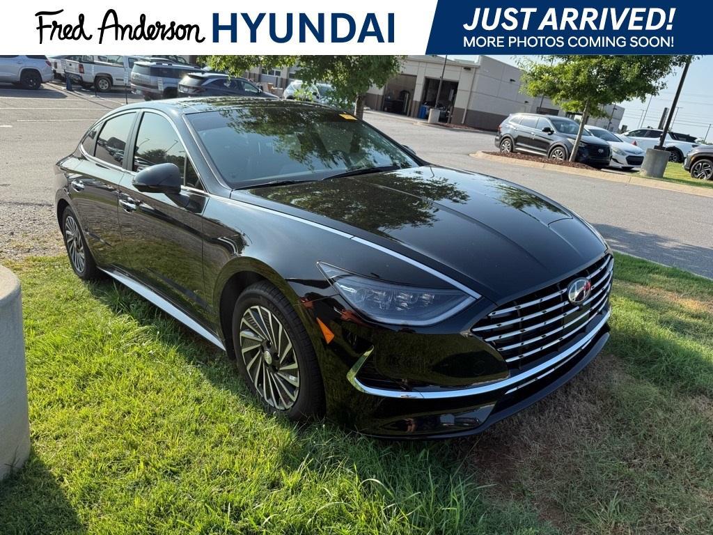 used 2023 Hyundai Sonata Hybrid car, priced at $27,153