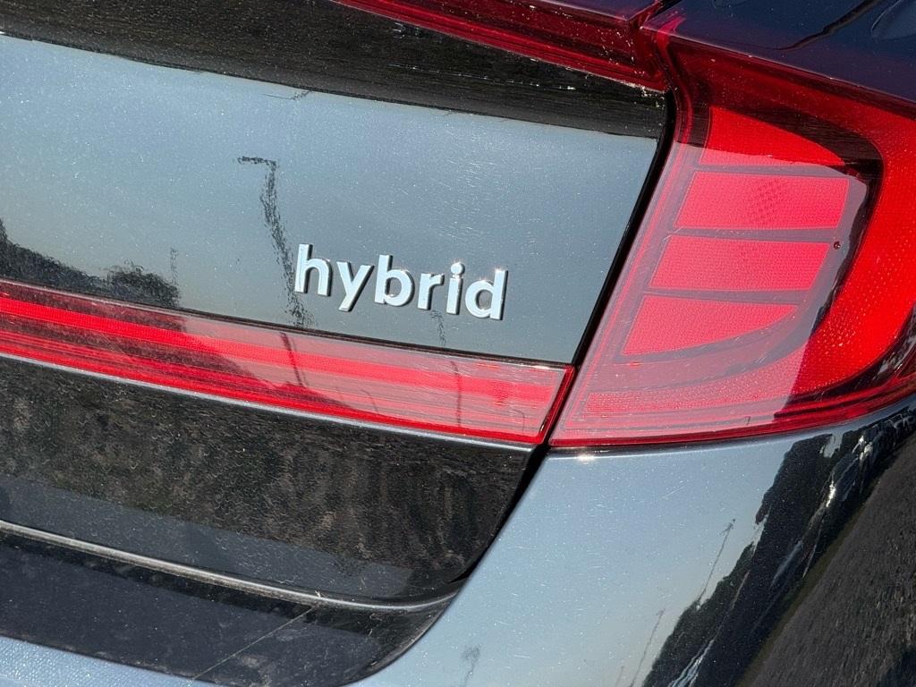used 2023 Hyundai Sonata Hybrid car, priced at $27,153