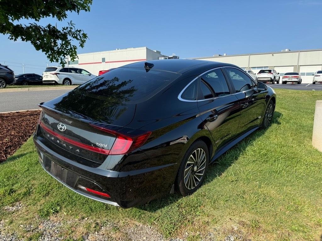 used 2023 Hyundai Sonata Hybrid car, priced at $27,153