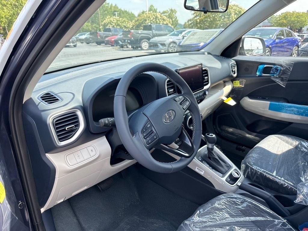 new 2025 Hyundai Venue car, priced at $25,029