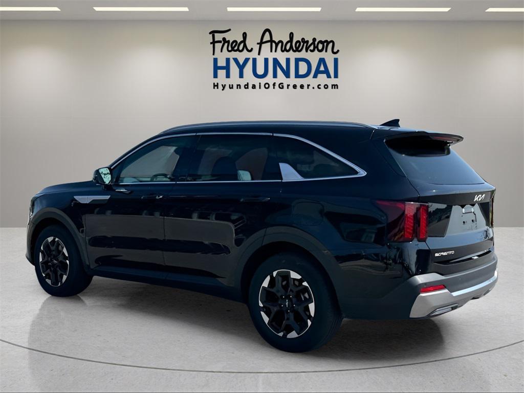 used 2024 Kia Sorento car, priced at $27,103