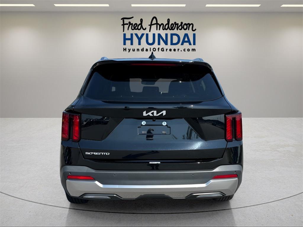 used 2024 Kia Sorento car, priced at $27,103