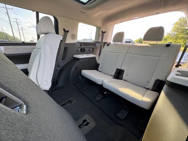 new 2025 Hyundai Santa Fe car, priced at $47,267