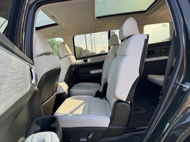 new 2025 Hyundai Santa Fe car, priced at $47,267