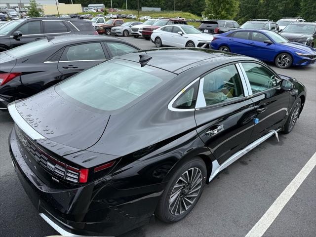 new 2025 Hyundai Sonata Hybrid car, priced at $38,567
