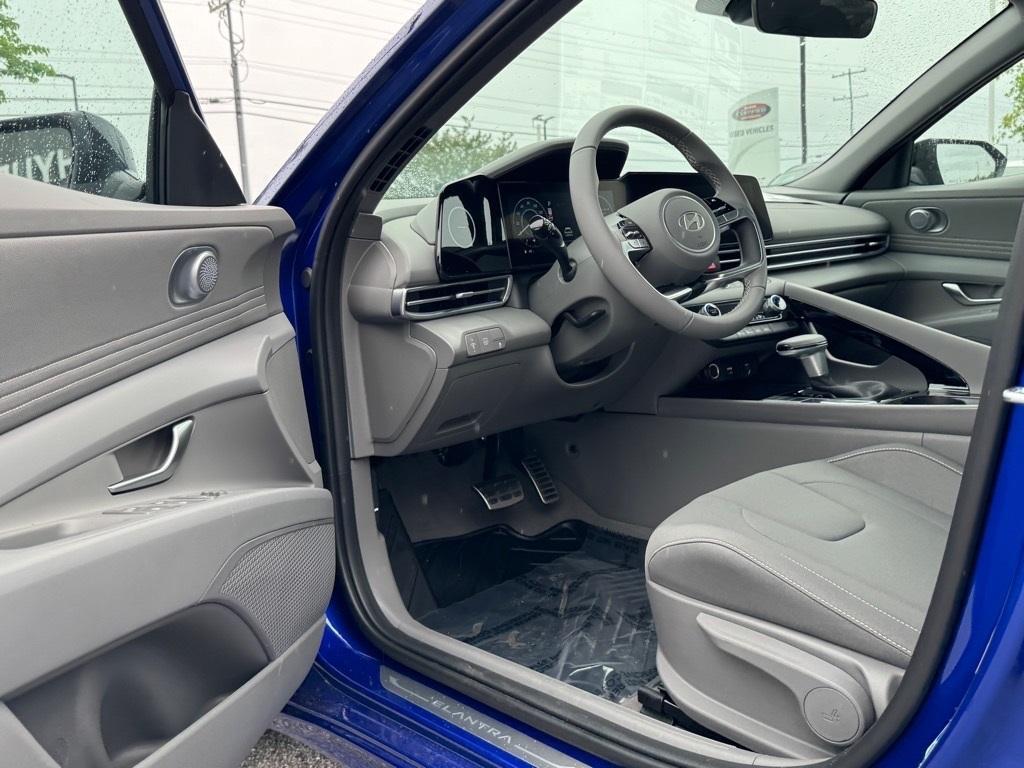 new 2025 Hyundai ELANTRA HEV car, priced at $28,554
