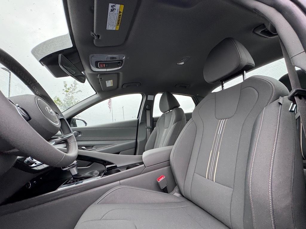 new 2025 Hyundai ELANTRA HEV car, priced at $28,554