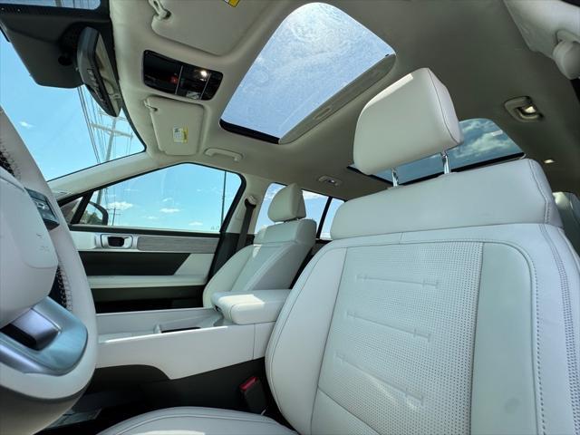 new 2025 Hyundai Santa Fe car, priced at $45,758