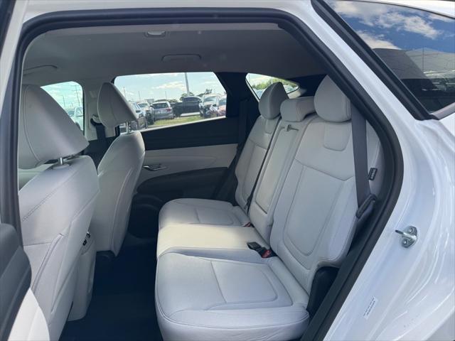 new 2025 Hyundai TUCSON Hybrid car, priced at $35,029