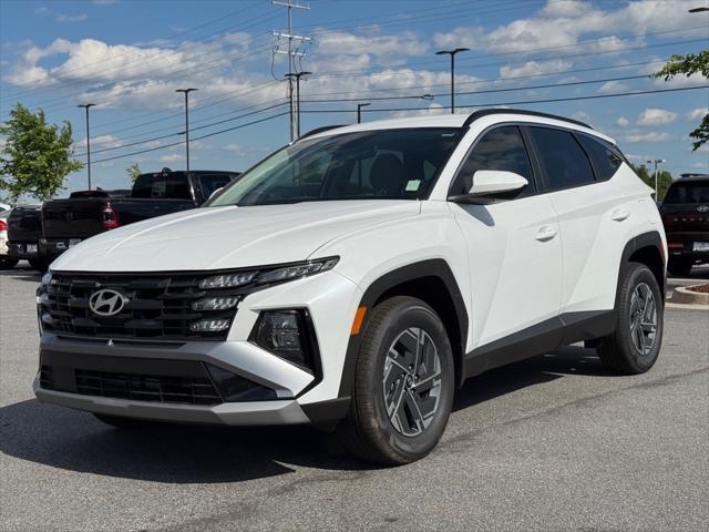 new 2025 Hyundai TUCSON Hybrid car, priced at $35,029