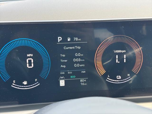 new 2025 Hyundai TUCSON Hybrid car, priced at $35,029