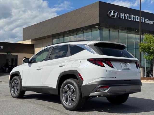 new 2025 Hyundai TUCSON Hybrid car, priced at $35,029
