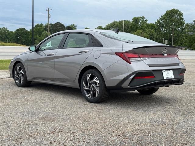 new 2025 Hyundai Elantra car, priced at $24,323