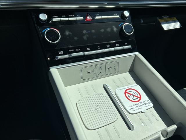 new 2025 Hyundai Santa Fe car, priced at $38,148