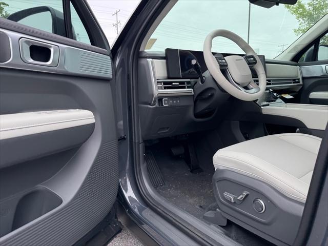 new 2025 Hyundai Santa Fe car, priced at $38,148