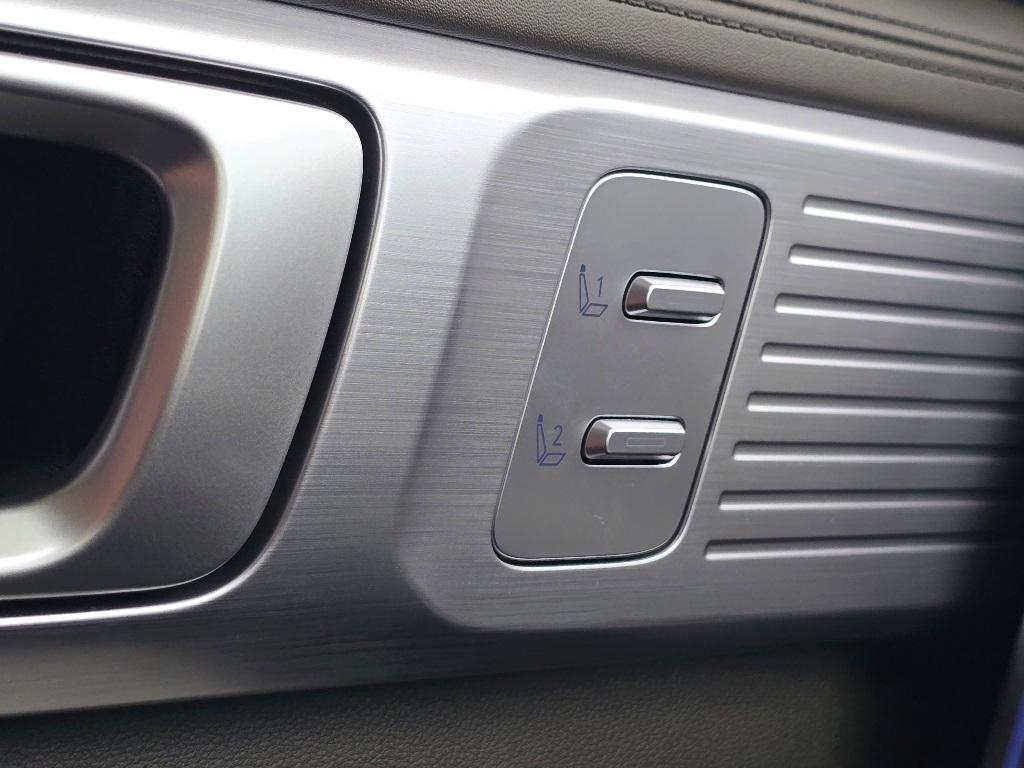 new 2025 Hyundai Santa Fe car, priced at $48,113