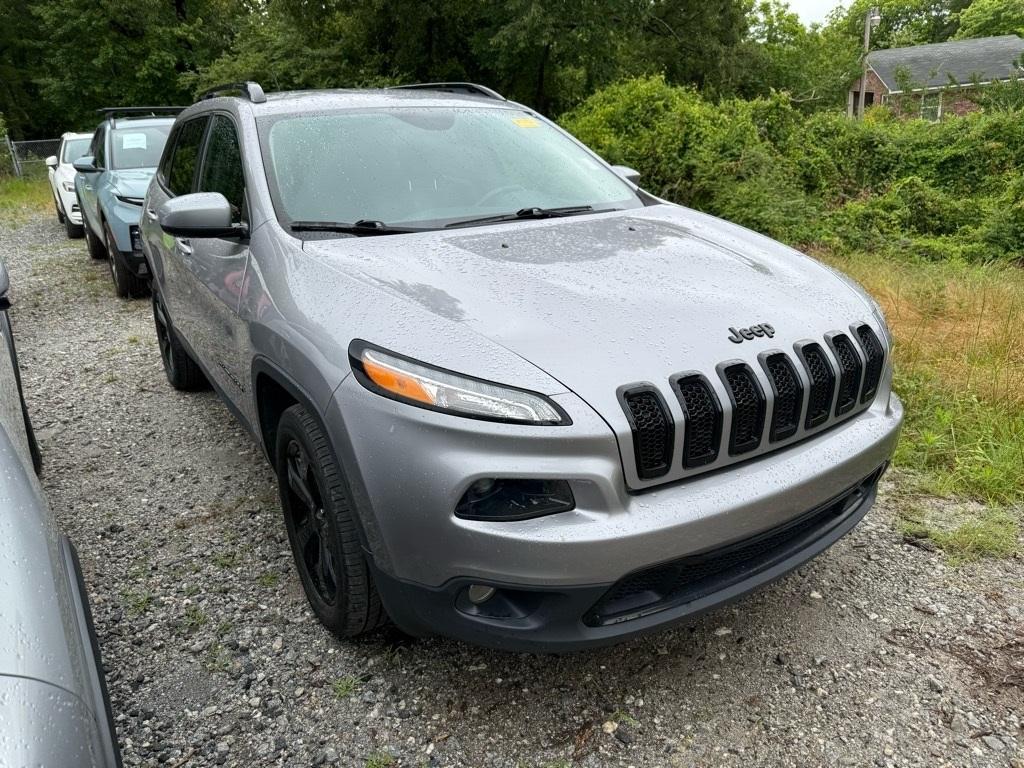 used 2018 Jeep Cherokee car, priced at $13,998