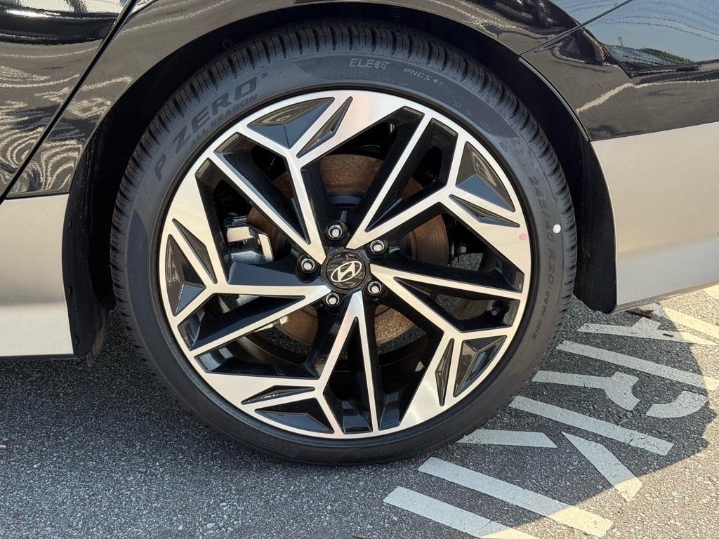new 2025 Hyundai IONIQ 6 car, priced at $46,503