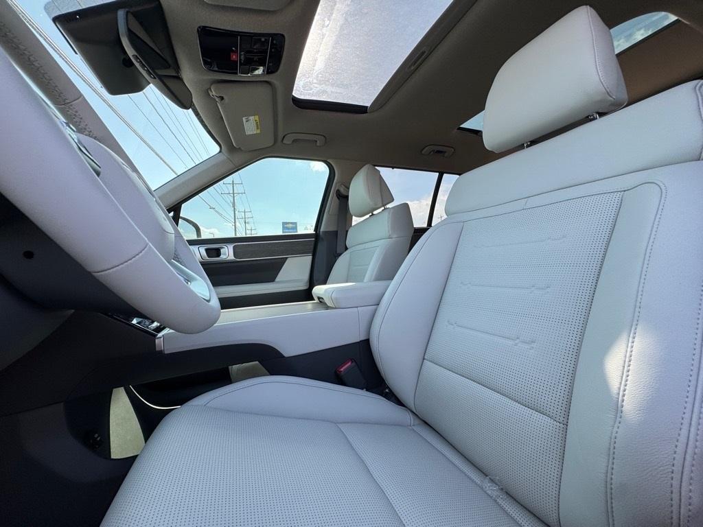 new 2025 Hyundai SANTA FE HEV car, priced at $45,842