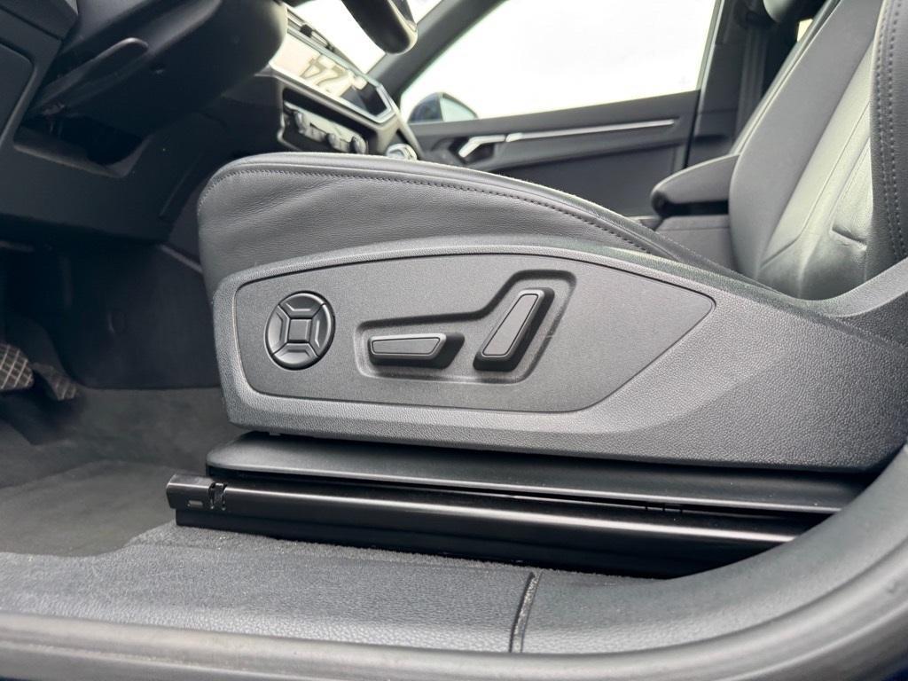 used 2024 Audi Q3 car, priced at $31,652