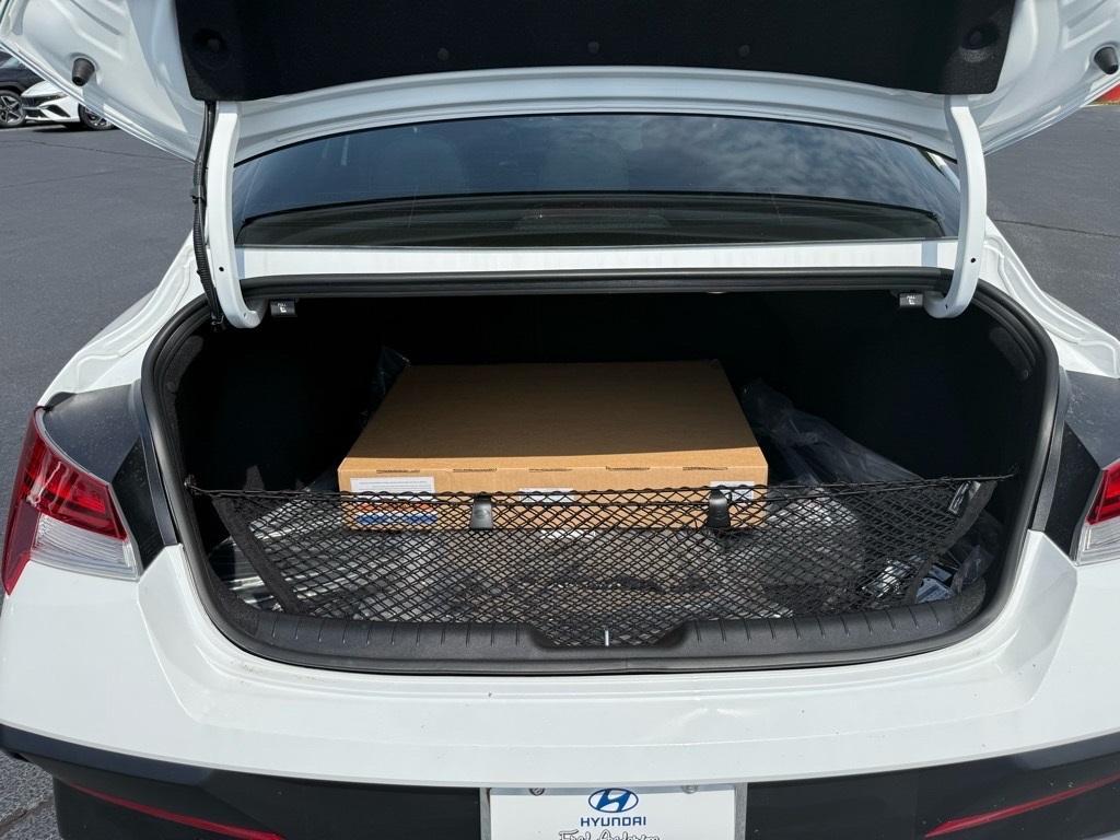 new 2025 Hyundai ELANTRA HEV car, priced at $31,311