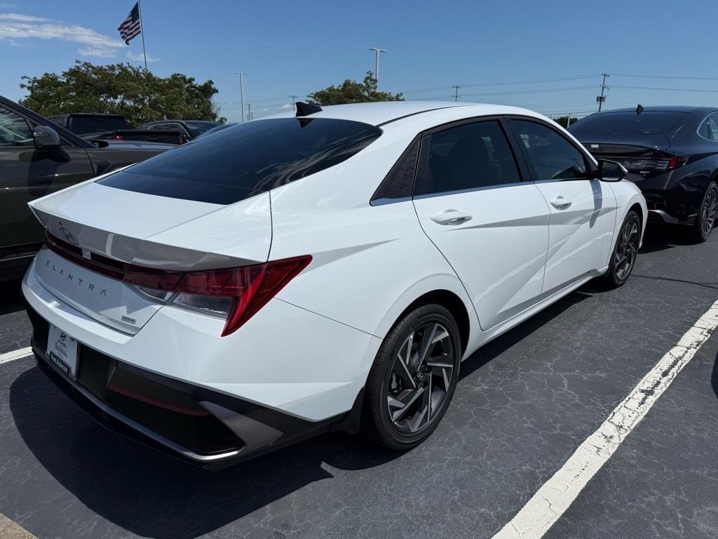 new 2025 Hyundai ELANTRA HEV car, priced at $31,311