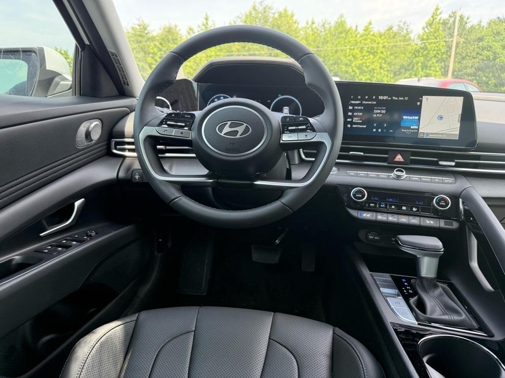 new 2025 Hyundai ELANTRA HEV car, priced at $31,311