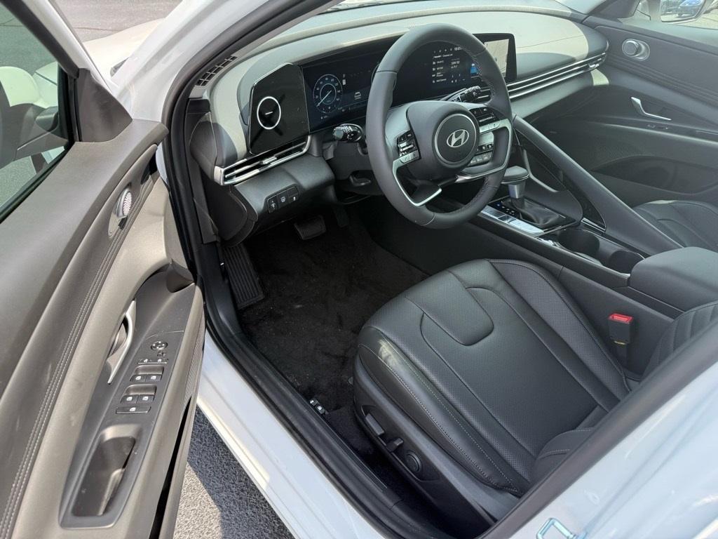 new 2025 Hyundai ELANTRA HEV car, priced at $31,311
