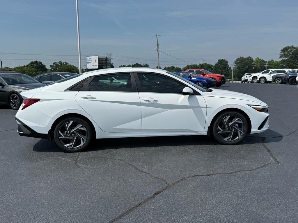 new 2025 Hyundai ELANTRA HEV car, priced at $31,311