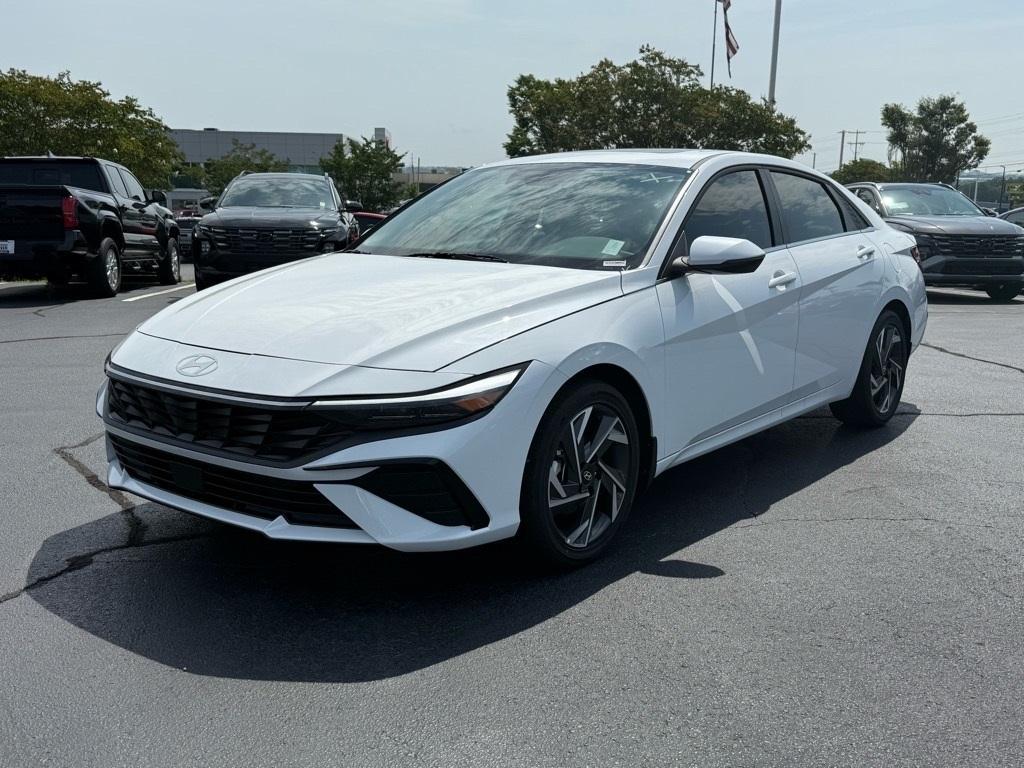 new 2025 Hyundai ELANTRA HEV car, priced at $31,311
