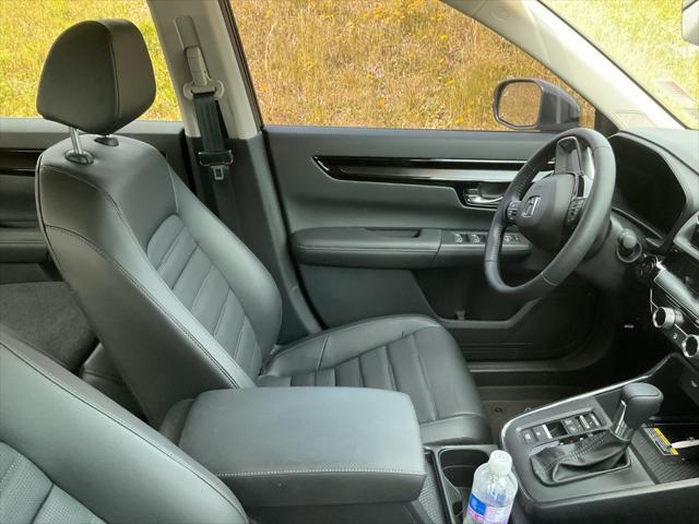 used 2025 Honda CR-V car, priced at $35,598
