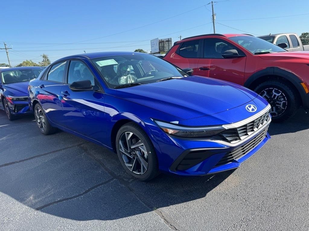 new 2025 Hyundai Elantra car, priced at $24,264