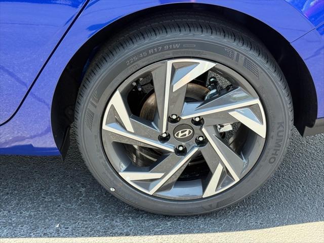 new 2025 Hyundai Elantra car, priced at $24,264