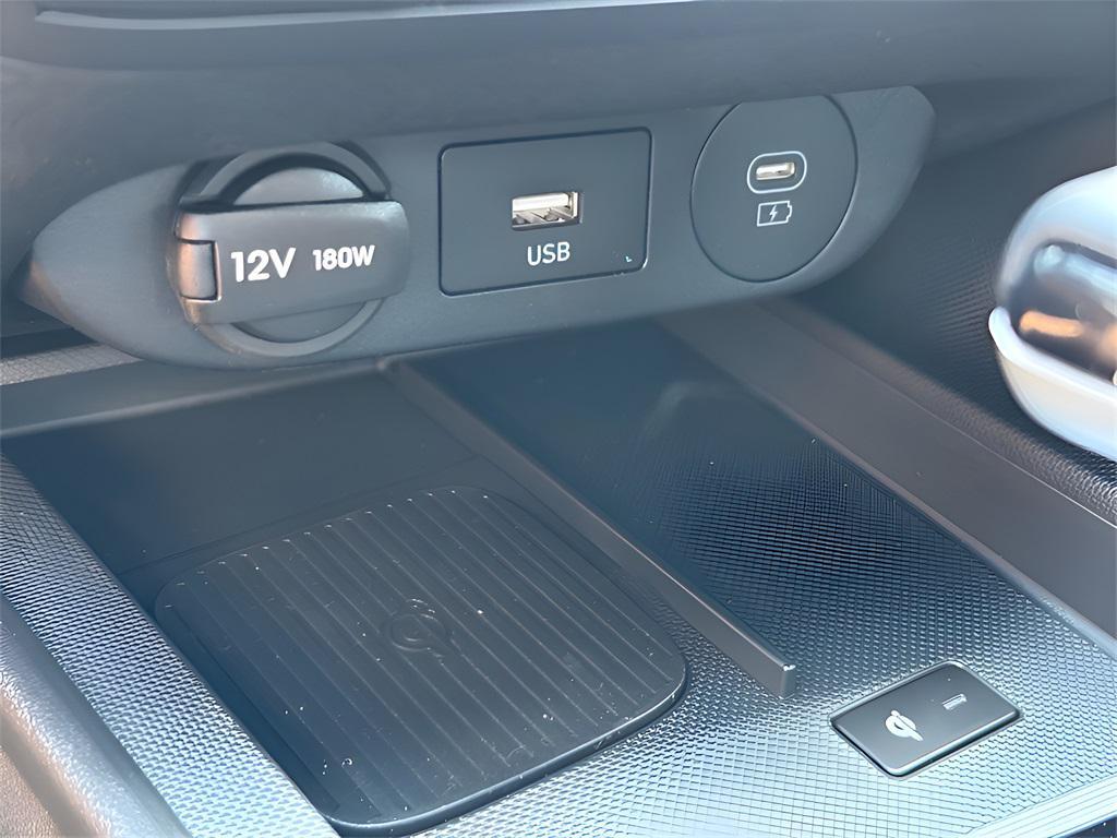 new 2025 Hyundai Elantra car, priced at $23,514