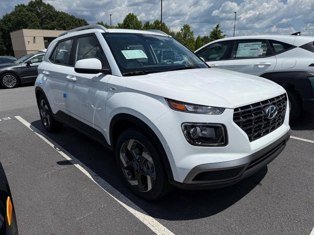 new 2025 Hyundai Venue car, priced at $22,678