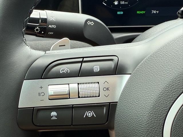 new 2025 Hyundai TUCSON Hybrid car, priced at $42,808