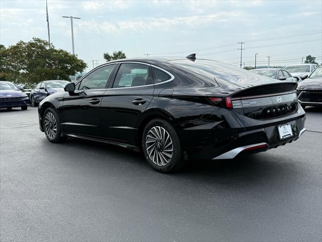 new 2025 Hyundai Sonata Hybrid car, priced at $38,542