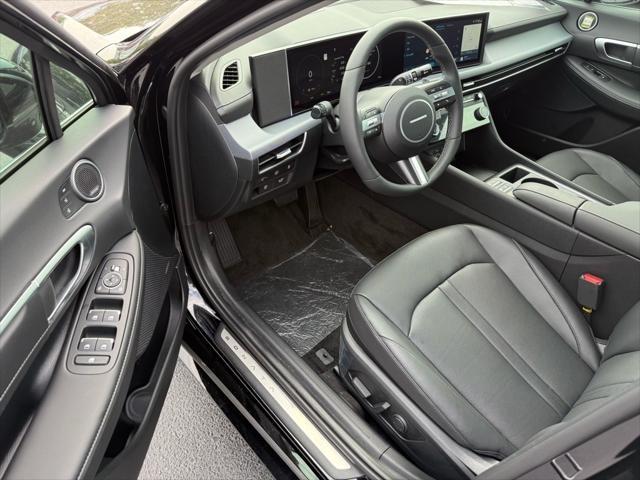 new 2025 Hyundai Sonata Hybrid car, priced at $38,542