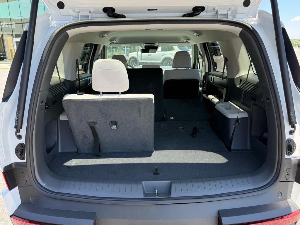 used 2024 Hyundai Santa Fe car, priced at $30,622