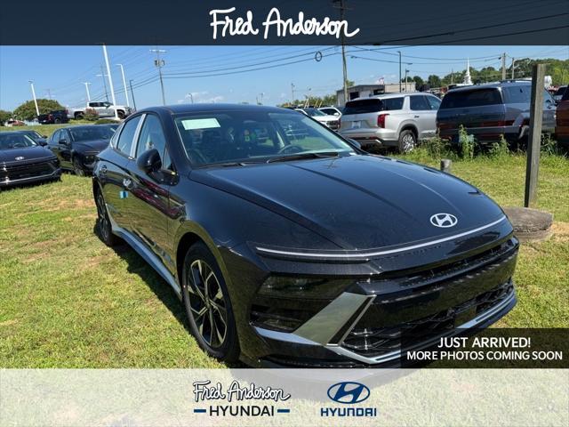 new 2025 Hyundai Sonata car, priced at $28,658